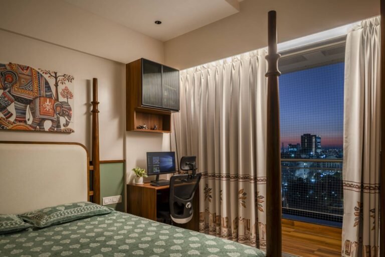 Master-Bedroom_4-1-2048x1366